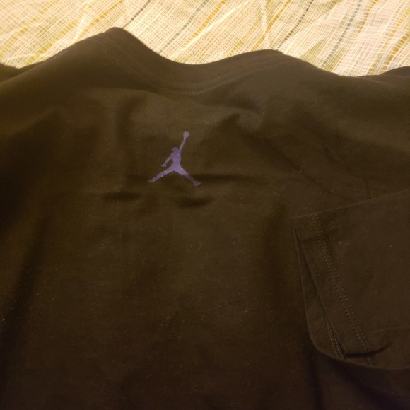 Jordan Medium Graphic Tee Bundle - Picture 6 of 6